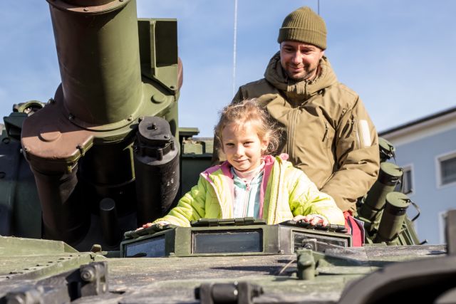 Bildgröße auf die Monitorauflösung (640x480 px) optimiert