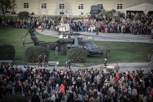 Bildgr&ouml;&szlig;e auf die Monitoraufl&ouml;sung (640x480 px) optimiert