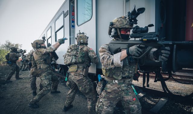 Bildgr&ouml;&szlig;e auf die Monitoraufl&ouml;sung (640x480 px) optimiert