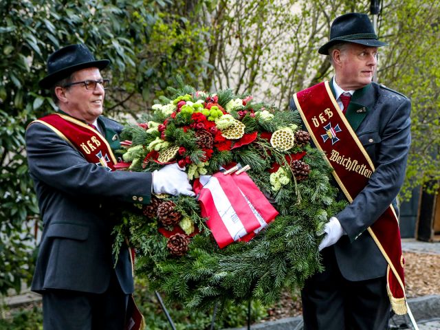 Bildgröße auf die Monitorauflösung (640x480 px) optimiert