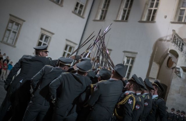 Bildgröße auf die Monitorauflösung (640x480 px) optimiert