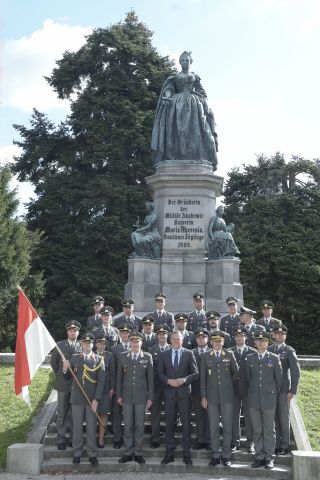 Bildgr&ouml;&szlig;e auf die Monitoraufl&ouml;sung (640x480 px) optimiert