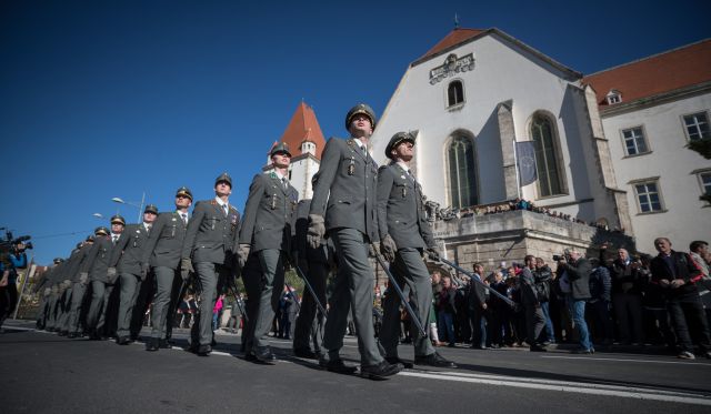 Bildgr&ouml;&szlig;e auf die Monitoraufl&ouml;sung (640x480 px) optimiert