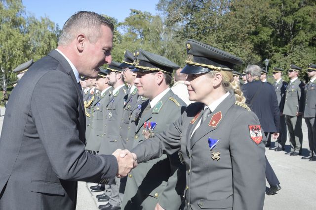 Bildgr&ouml;&szlig;e auf die Monitoraufl&ouml;sung (640x480 px) optimiert