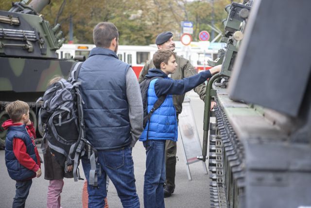 Bildgr&ouml;&szlig;e auf die Monitoraufl&ouml;sung (640x480 px) optimiert