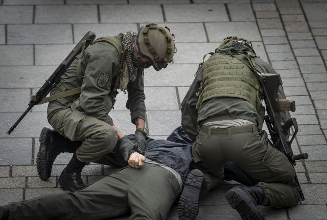 Bildgr&ouml;&szlig;e auf die Monitoraufl&ouml;sung (640x480 px) optimiert