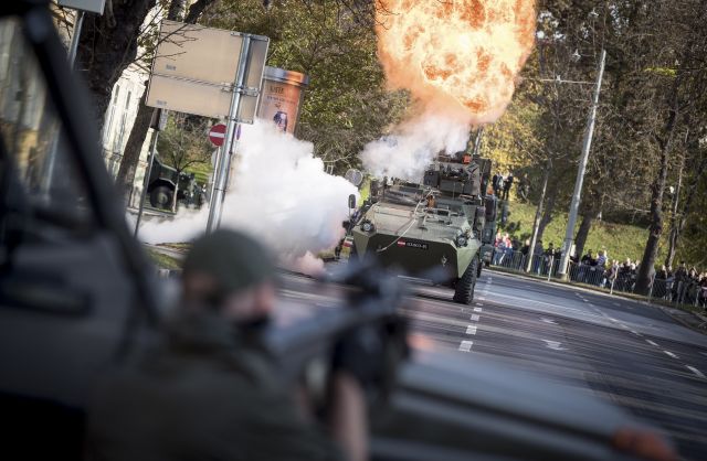 Bildgr&ouml;&szlig;e auf die Monitoraufl&ouml;sung (640x480 px) optimiert