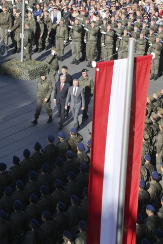 Bildgröße auf die Monitorauflösung (640x480 px) optimiert