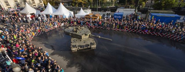 Bildgr&ouml;&szlig;e auf die Monitoraufl&ouml;sung (640x480 px) optimiert