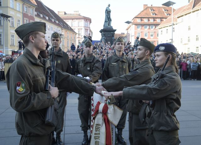 Bildname: 20181026_164644.jpg, momentane Bildgröße: 640x463 px Bildgröße auf die Monitorauflösung (640x480 px) optimiert