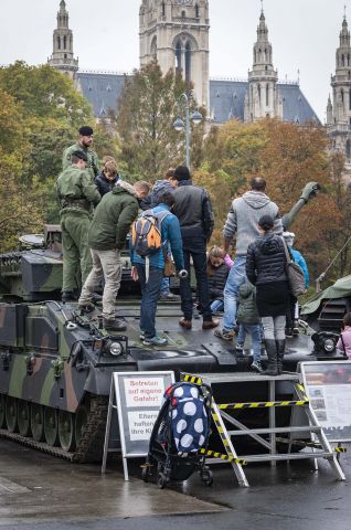 Bildgröße auf die Monitorauflösung (640x480 px) optimiert