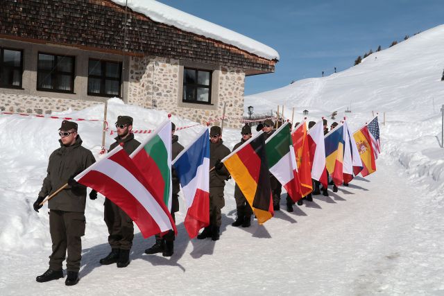 Bildgröße auf die Monitorauflösung (640x480 px) optimiert