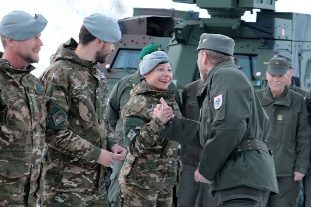 Bildgröße auf die Monitorauflösung (640x480 px) optimiert