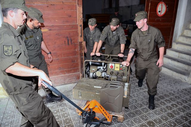 Bildgr&ouml;&szlig;e auf die Monitoraufl&ouml;sung (640x480 px) optimiert