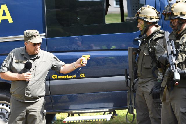 Bildgr&ouml;&szlig;e auf die Monitoraufl&ouml;sung (640x480 px) optimiert