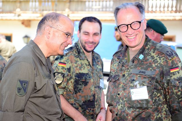 Bildgr&ouml;&szlig;e auf die Monitoraufl&ouml;sung (640x480 px) optimiert