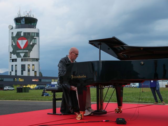 Bildname: 20190905_193003.jpg, momentane Bildgröße: 640x480 px Bildgröße auf die Monitorauflösung (640x480 px) optimiert