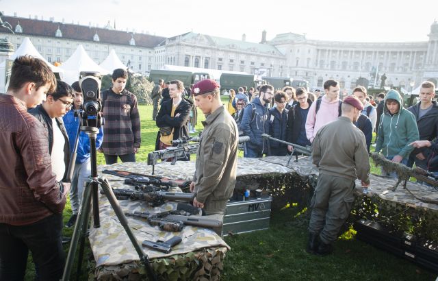 Bildgr&ouml;&szlig;e auf die Monitoraufl&ouml;sung (640x480 px) optimiert