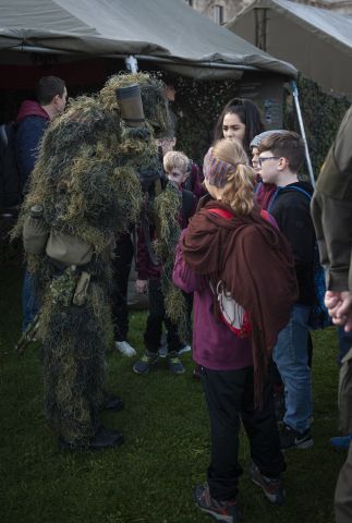 Bildgröße auf die Monitorauflösung (640x480 px) optimiert