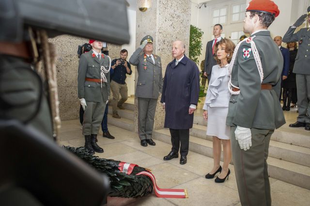 Bildgröße auf die Monitorauflösung (640x480 px) optimiert