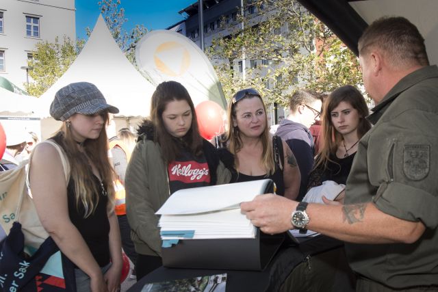 Bildgr&ouml;&szlig;e auf die Monitoraufl&ouml;sung (640x480 px) optimiert