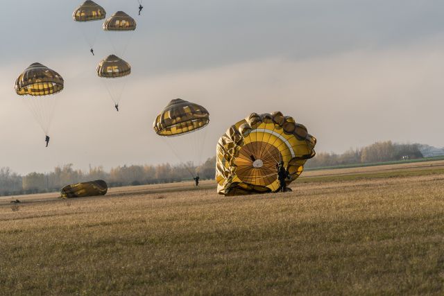 Bildgröße auf die Monitorauflösung (640x480 px) optimiert