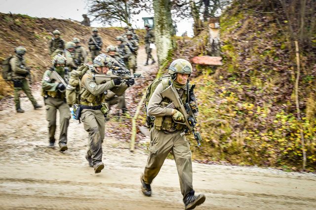 Bildgröße auf die Monitorauflösung (640x480 px) optimiert