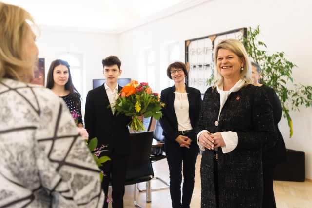 Bildgröße auf die Monitorauflösung (640x480 px) optimiert
