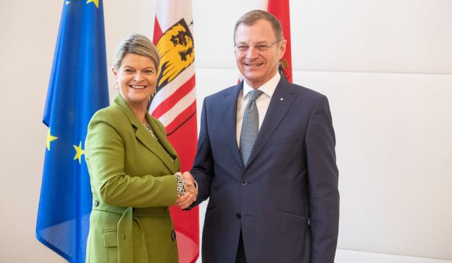 Bildgr&ouml;&szlig;e auf die Monitoraufl&ouml;sung (640x480 px) optimiert