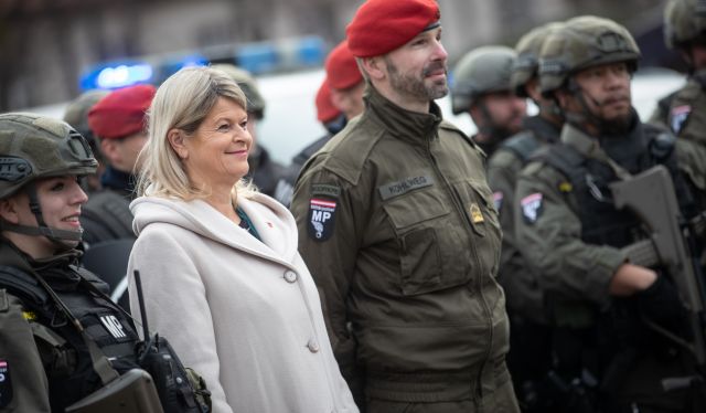 Bildgr&ouml;&szlig;e auf die Monitoraufl&ouml;sung (640x480 px) optimiert