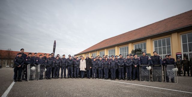 Bildgr&ouml;&szlig;e auf die Monitoraufl&ouml;sung (640x480 px) optimiert