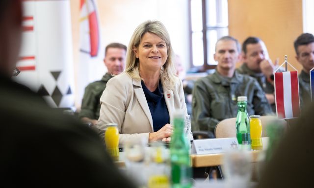 Bildgr&ouml;&szlig;e auf die Monitoraufl&ouml;sung (640x480 px) optimiert