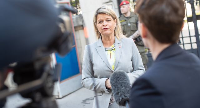 Bildgröße auf die Monitorauflösung (640x480 px) optimiert