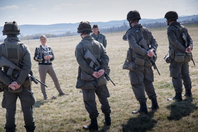 Bildgr&ouml;&szlig;e auf die Monitoraufl&ouml;sung (640x480 px) optimiert