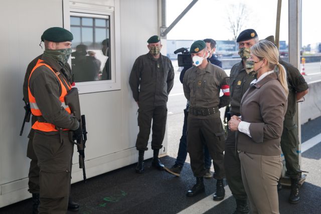 Bildgr&ouml;&szlig;e auf die Monitoraufl&ouml;sung (640x480 px) optimiert