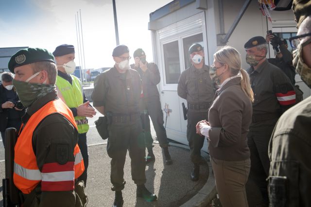 Bildgr&ouml;&szlig;e auf die Monitoraufl&ouml;sung (640x480 px) optimiert