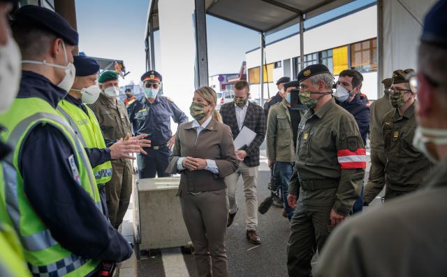 Bildgr&ouml;&szlig;e auf die Monitoraufl&ouml;sung (640x480 px) optimiert