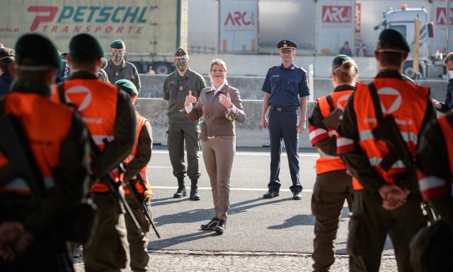 Bildgr&ouml;&szlig;e auf die Monitoraufl&ouml;sung (640x480 px) optimiert