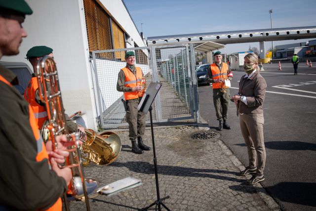 Bildgr&ouml;&szlig;e auf die Monitoraufl&ouml;sung (640x480 px) optimiert