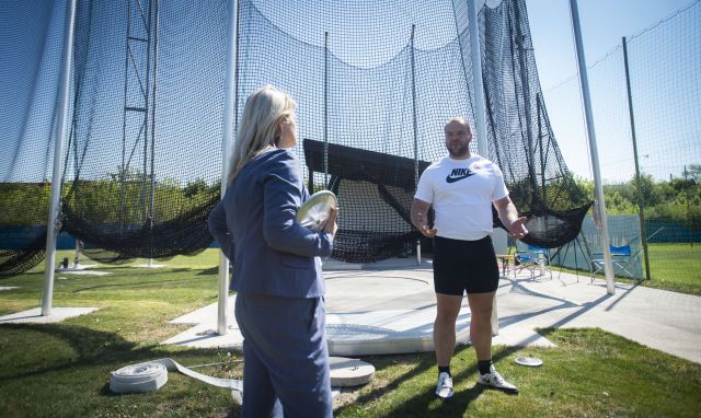 Bildgröße auf die Monitorauflösung (640x480 px) optimiert