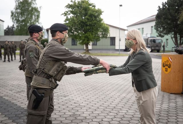 Bildgr&ouml;&szlig;e auf die Monitoraufl&ouml;sung (640x480 px) optimiert