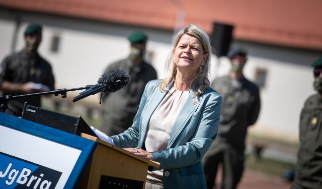 Bildgr&ouml;&szlig;e auf die Monitoraufl&ouml;sung (640x480 px) optimiert