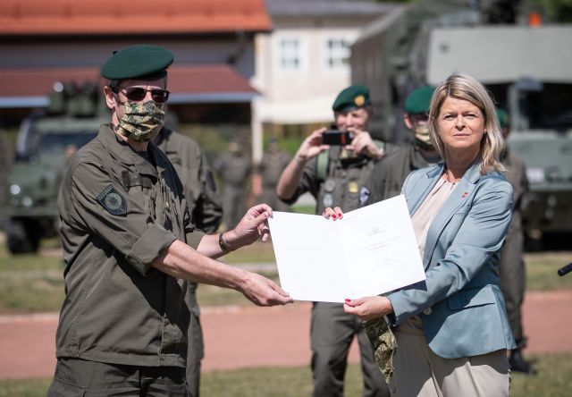 Bildgröße auf die Monitorauflösung (640x480 px) optimiert