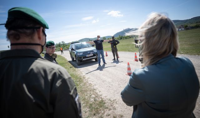 Bildgr&ouml;&szlig;e auf die Monitoraufl&ouml;sung (640x480 px) optimiert