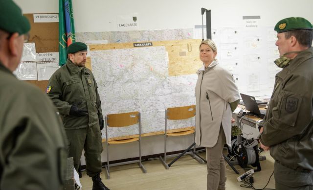 Bildgröße auf die Monitorauflösung (640x480 px) optimiert