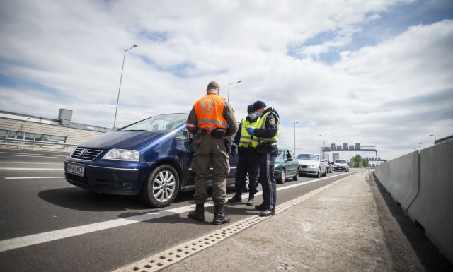 Bildgröße auf die Monitorauflösung (640x480 px) optimiert