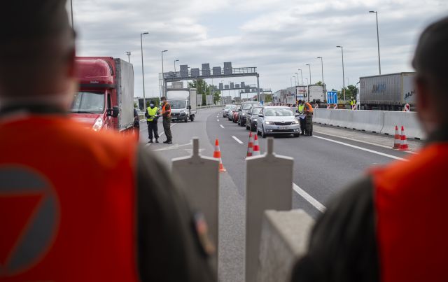 Bildgr&ouml;&szlig;e auf die Monitoraufl&ouml;sung (640x480 px) optimiert