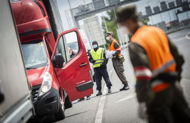 Bildgröße auf die Monitorauflösung (640x480 px) optimiert