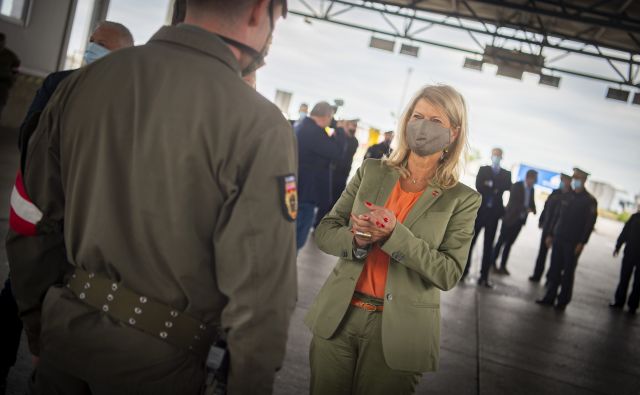 Bildgröße auf die Monitorauflösung (640x480 px) optimiert