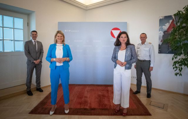 Bildgr&ouml;&szlig;e auf die Monitoraufl&ouml;sung (640x480 px) optimiert